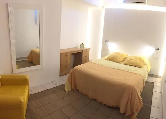 Colours - A Sweet Complex In A Fairytale Setting * Is-Swieqi