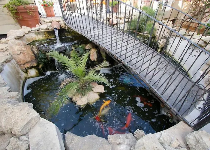 Colours - A Sweet Complex In A Fairytale Setting