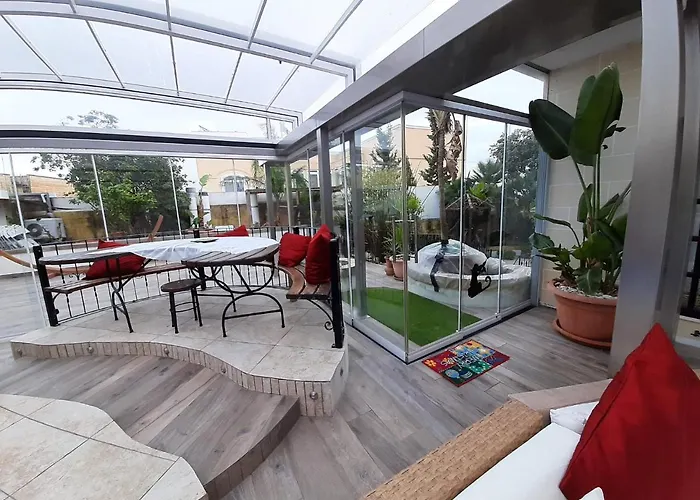 Colours - A Sweet Complex In A Fairytale Setting