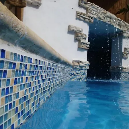 Colours - A Sweet Complex In A Fairytale Setting *