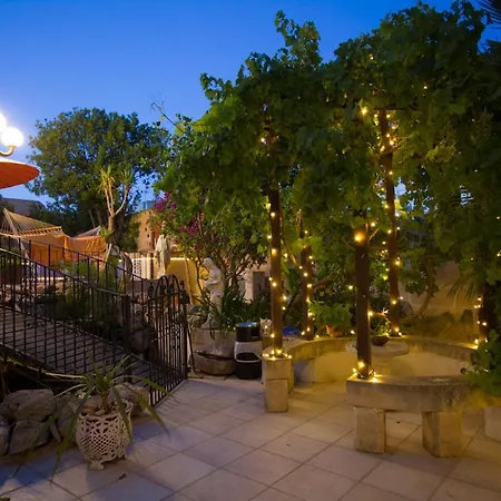 Colours - A Sweet Complex In A Fairytale Setting * Is-Swieqi