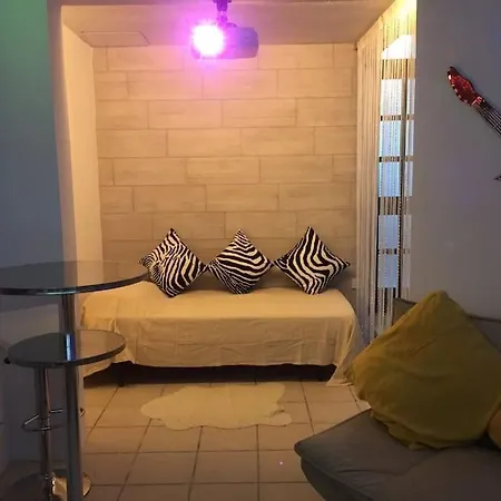 Colours - A Sweet Complex In A Fairytale Setting بيت للعطل