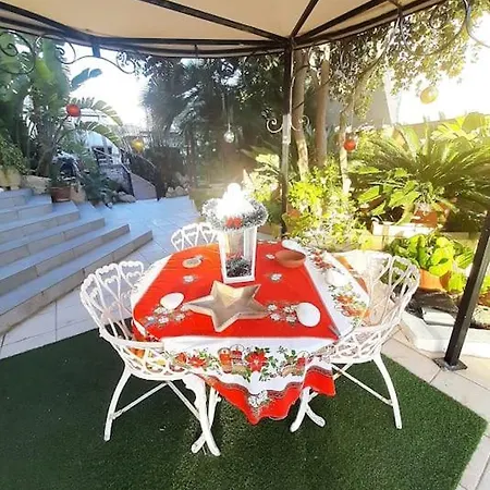 Colours - A Sweet Complex In A Fairytale Setting *