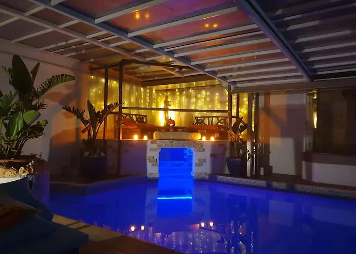 Colours - A Sweet Complex In A Fairytale Setting 펜션 Is-Swieqi