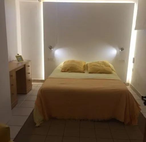 Colours - A Sweet Complex In A Fairytale Setting 펜션 *