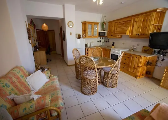 Colours - A Sweet Complex In A Fairytale Setting 펜션 Is-Swieqi