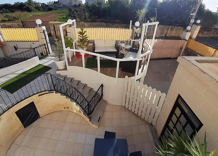 Colours - A Sweet Complex In A Fairytale Setting 펜션 *